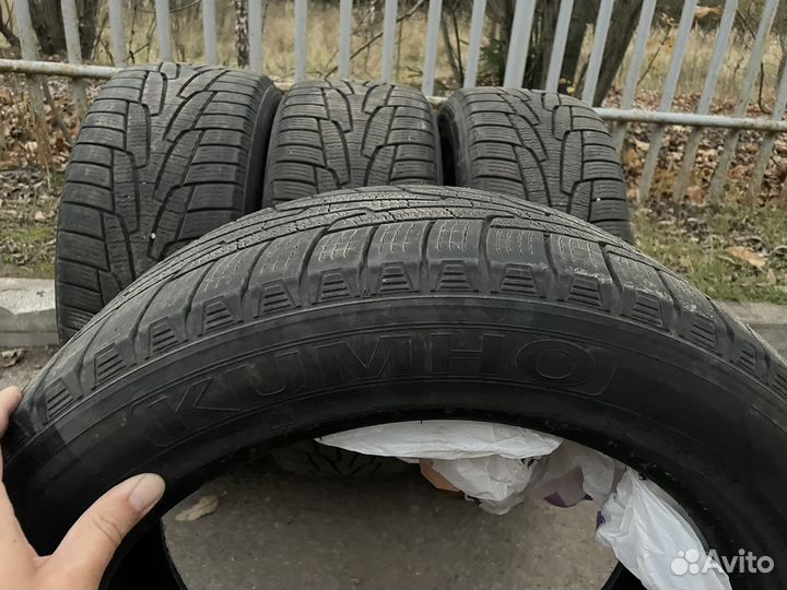 Kumho I'Zen KW31 235/50 R18