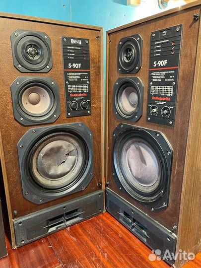 Колонки радиотехника s90 и 25