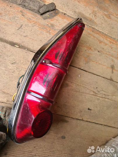 Москвич-403 407 408. стекла задний ранний фонари