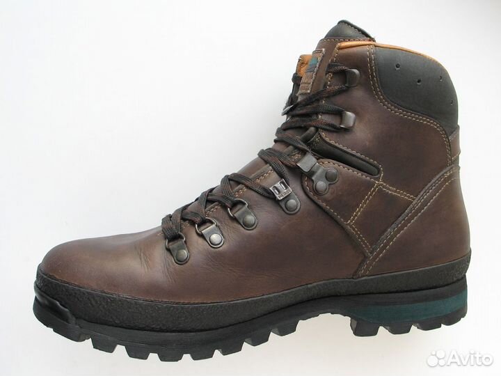 Meindl Borneo MFS Trekking Boots Vibram DiGAfix