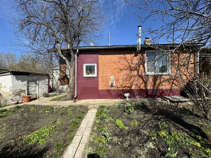 Дом 54 м² на участке 3 сот.