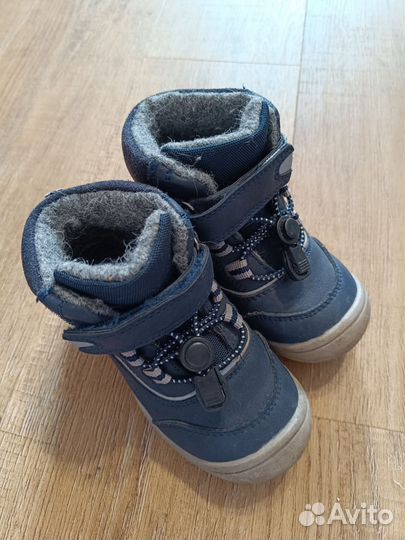 Ботинки демисезонные 24 размер