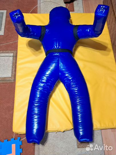 Манекен для борьбы двуногий