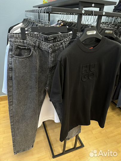 Комплект футболка джинсы