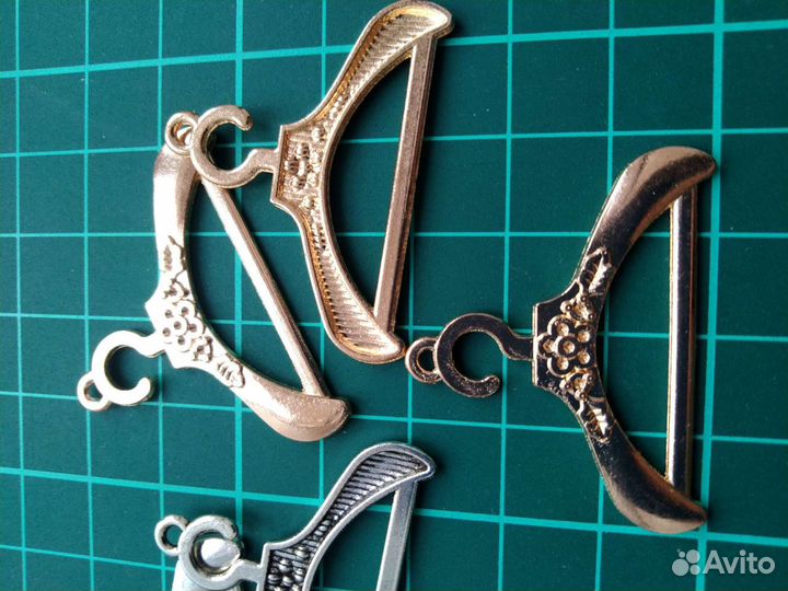 Декор элементы - вешалка