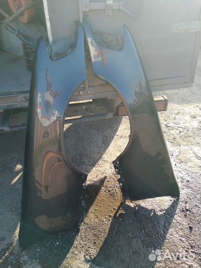 Крылья передние на w140 (правое и левое)