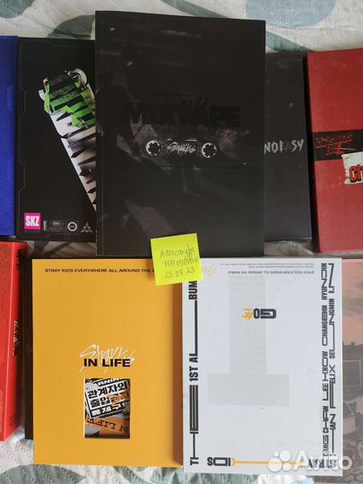 Альбомы stay kids / bts