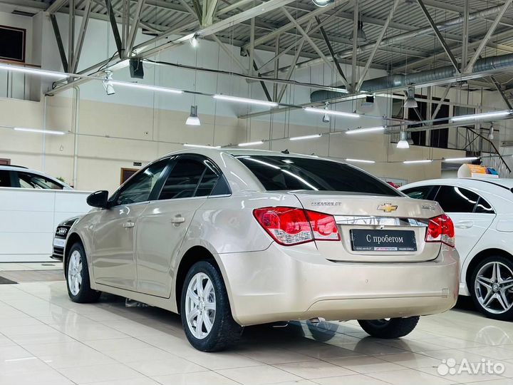 Chevrolet Cruze 1.8 AT, 2011, 142 834 км
