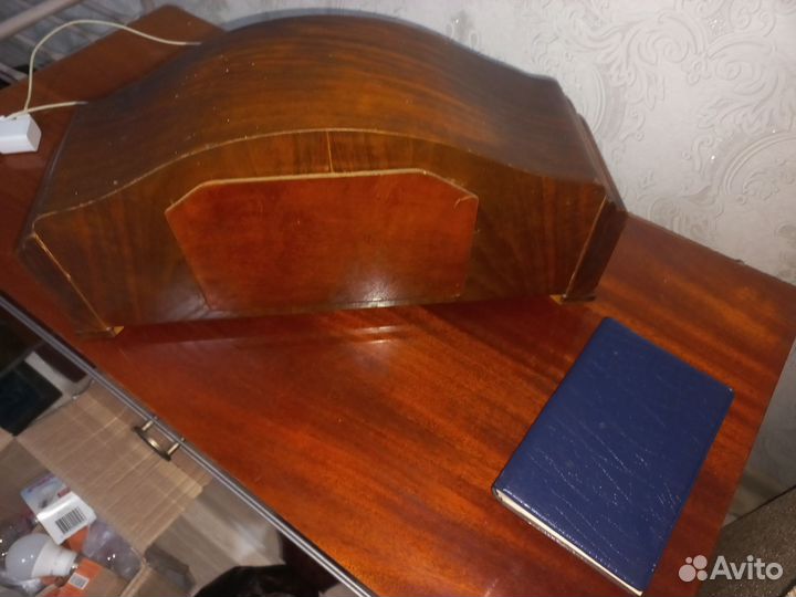 Настольные часы очз