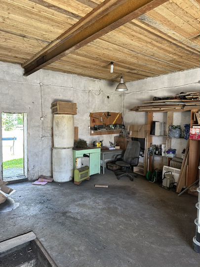 Гараж, > 30 м²