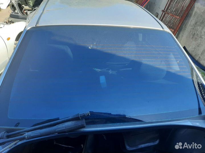 Задние стекло Ford Focus 1