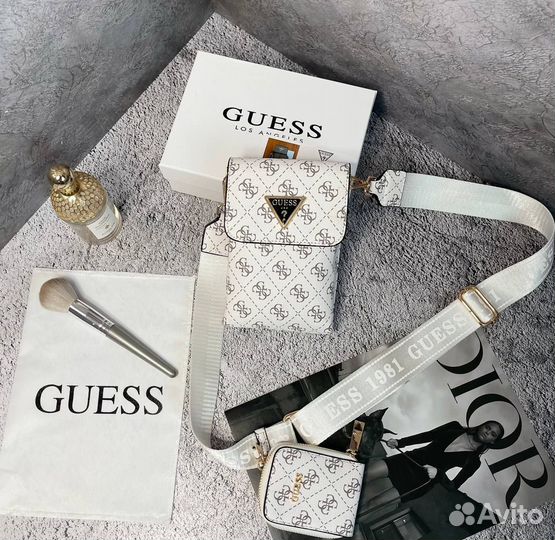 Сумка чехол для телефона guess