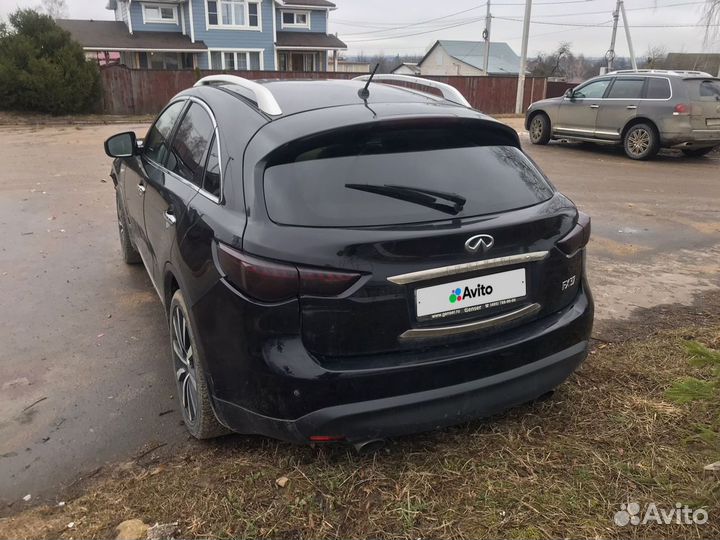Infiniti FX37 3.7 AT, 2011, битый, 268 000 км