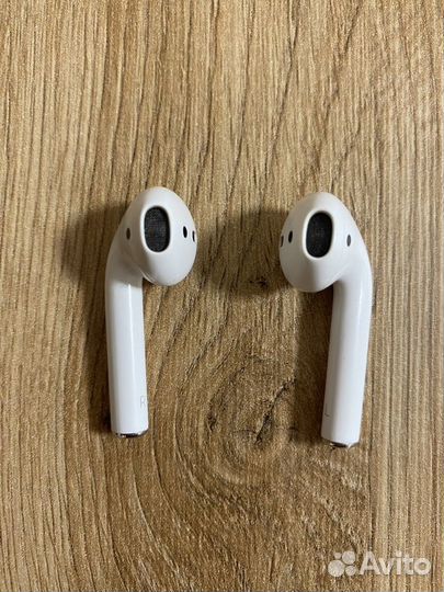 Apple airpods 2