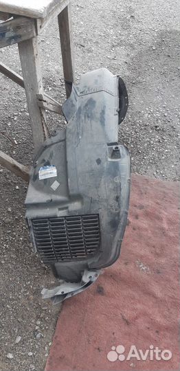 Подкрылок передний Kia Sportage 868141F010