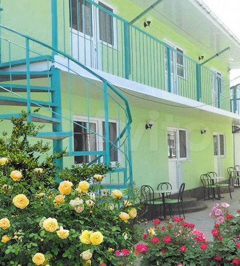 Комната 16 м² в 6-к., 2/2 эт.