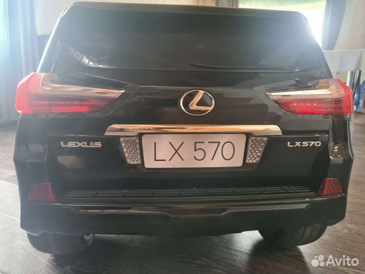 Детский электромобиль двухместный бу