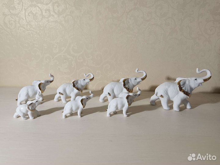 Набор из 7 фарфоровых слонов