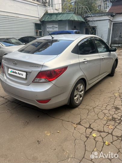 Hyundai Solaris 1.4 AT, 2011, 183 000 км