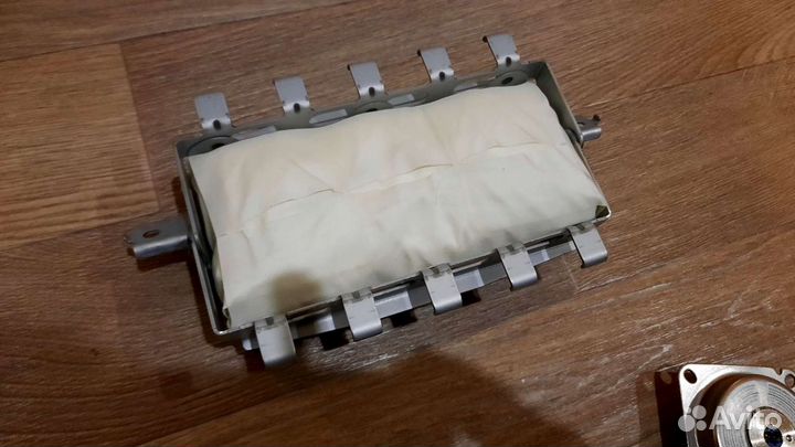 Подушка безопасности пассажира Ниссан Лиф Ze1