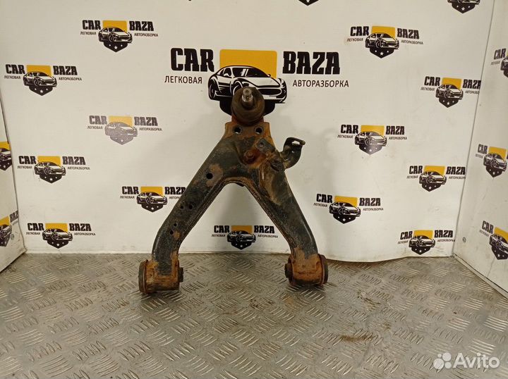 Рычаг задней подвески верхний правый R