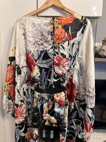 Выходной праздничный костюм 50/52р