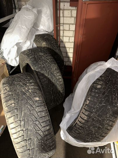Nokian Tyres Hakkapeliitta 7 275/60 R20 115T
