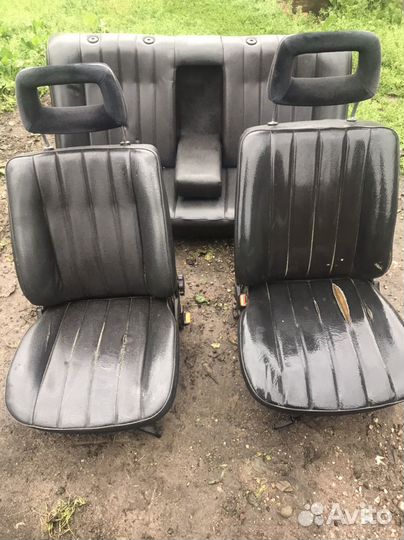 Кожаные сиденья