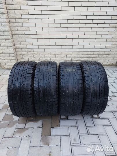 Tourador Winter Pro TSU2 235/45 R18 98V