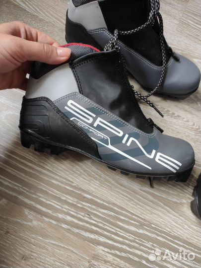 Лыжные ботинки 38р