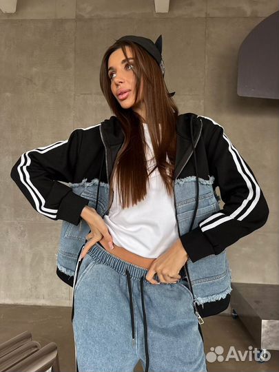 Джинсовая костюм