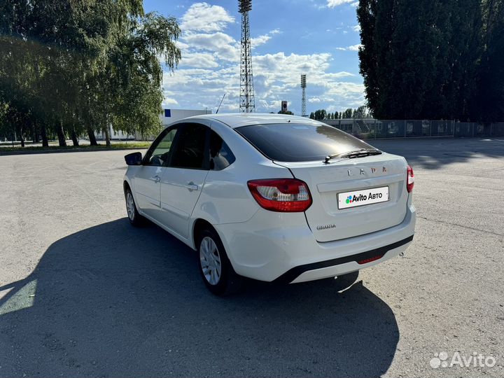 LADA Granta 1.6 МТ, 2019, 77 000 км