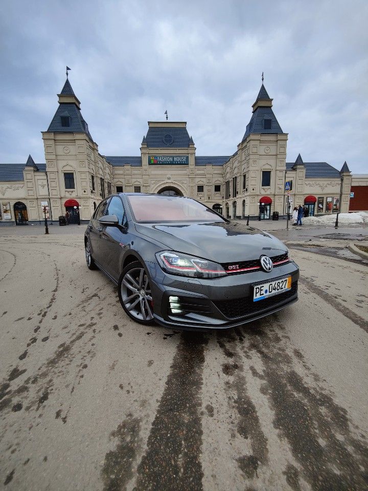 Volkswagen Golf GTI: фото владельца