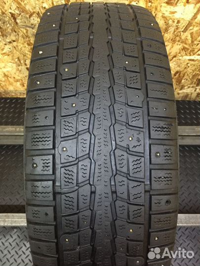 Dunlop SP Winter Ice 01 215/65 R16 102T