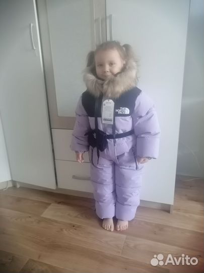 Зимний комбинезон для девочки