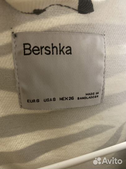 Укороченная джинсовая куртка bershka