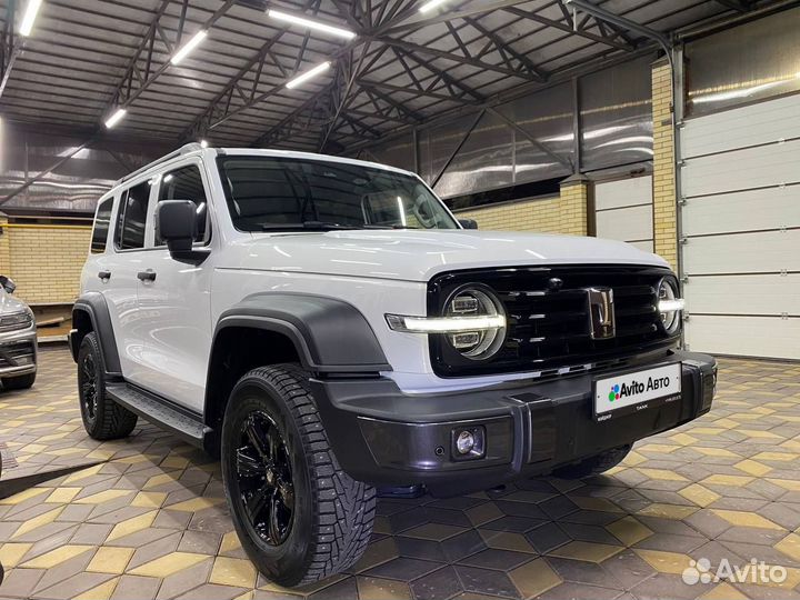 Tank 300 2.0 AT, 2023, 10 700 км