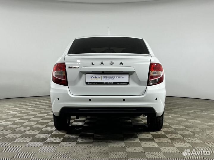 LADA Granta 1.6 МТ, 2023, 13 800 км