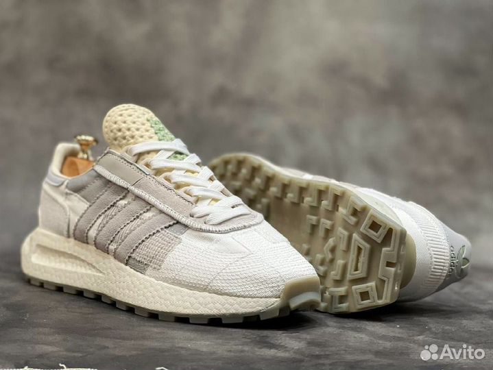 Кроссовки Adidas Retropy E5 серые разм 44