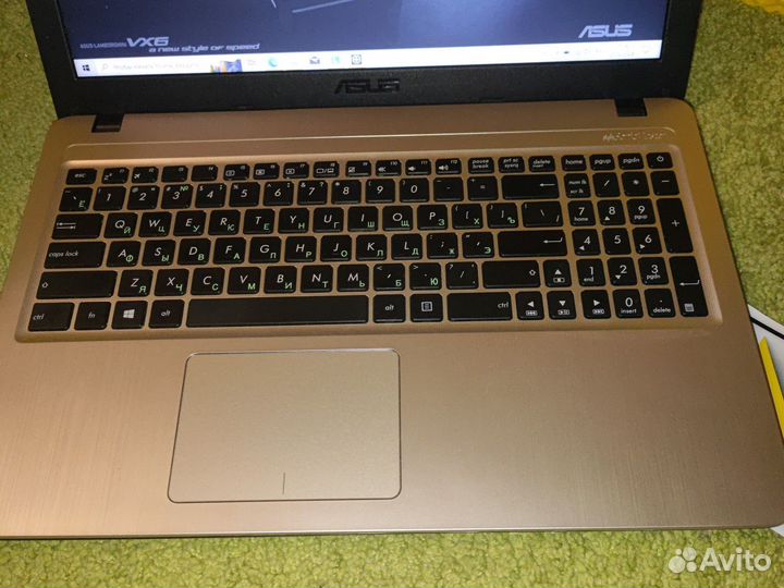 Asus N5000 Silver/SSD/8gb