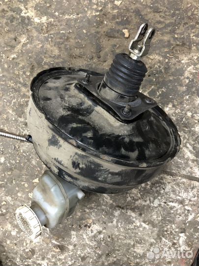 Вакуумный усилитель тормозов Mitsubishi Lancer 9