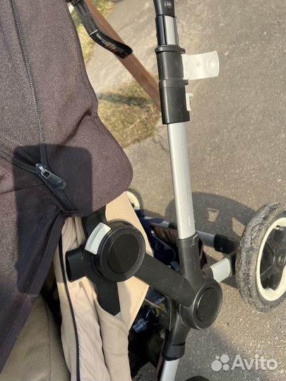 Коляска для погодок bugaboo