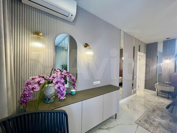 4-к. квартира, 152 м², 14/22 эт.