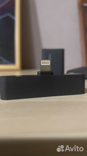 Петличка для iPhone