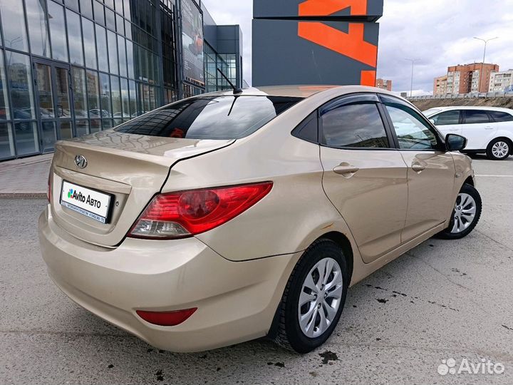 Hyundai Solaris 1.6 МТ, 2011, 261 470 км