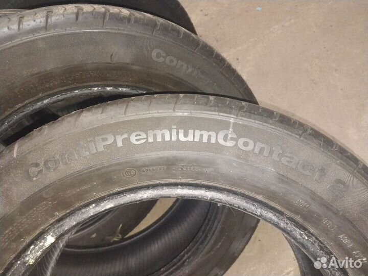 Continental ContiPremiumContact 2 215/60 R17