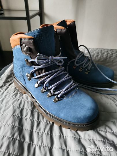 Ботинки детские новые