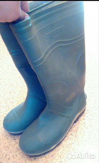 Резиновые сапоги
