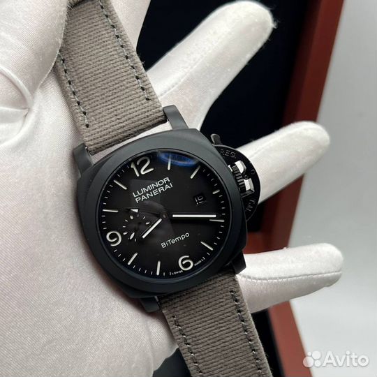 Часы Panerai Luminor