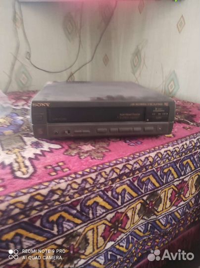 Видеомагнитофон sony